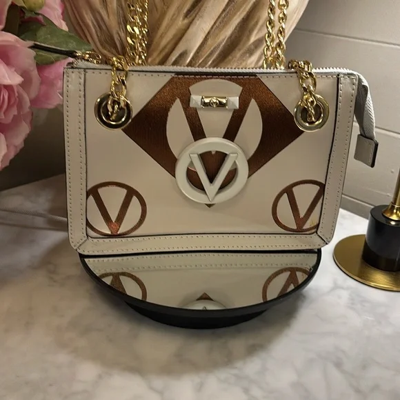 EUC Valentino White and Brown Shoulder Bag with Gold Chain - Picture 3 of 10
